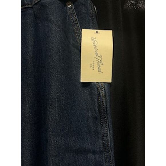 NWT- Women's High-Rise Two Way Denim Trousers - Universal Thread™ Dark Wash 2 - Picture 5 of 5